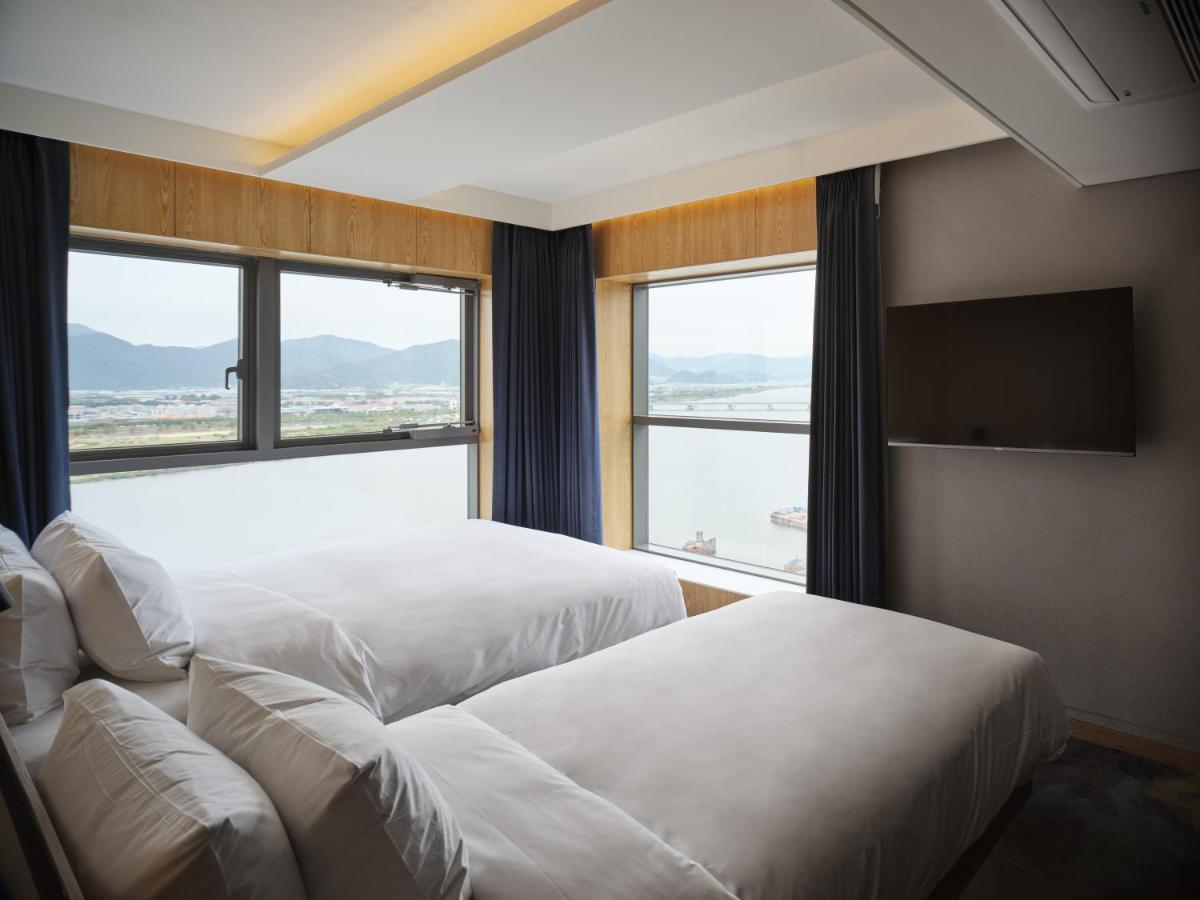 Hotel Tt Gupo Пусан Экстерьер фото