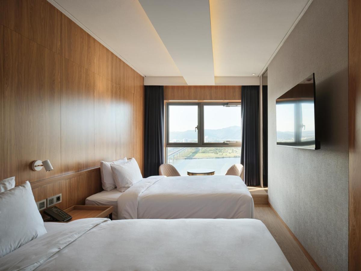 Hotel Tt Gupo Пусан Экстерьер фото