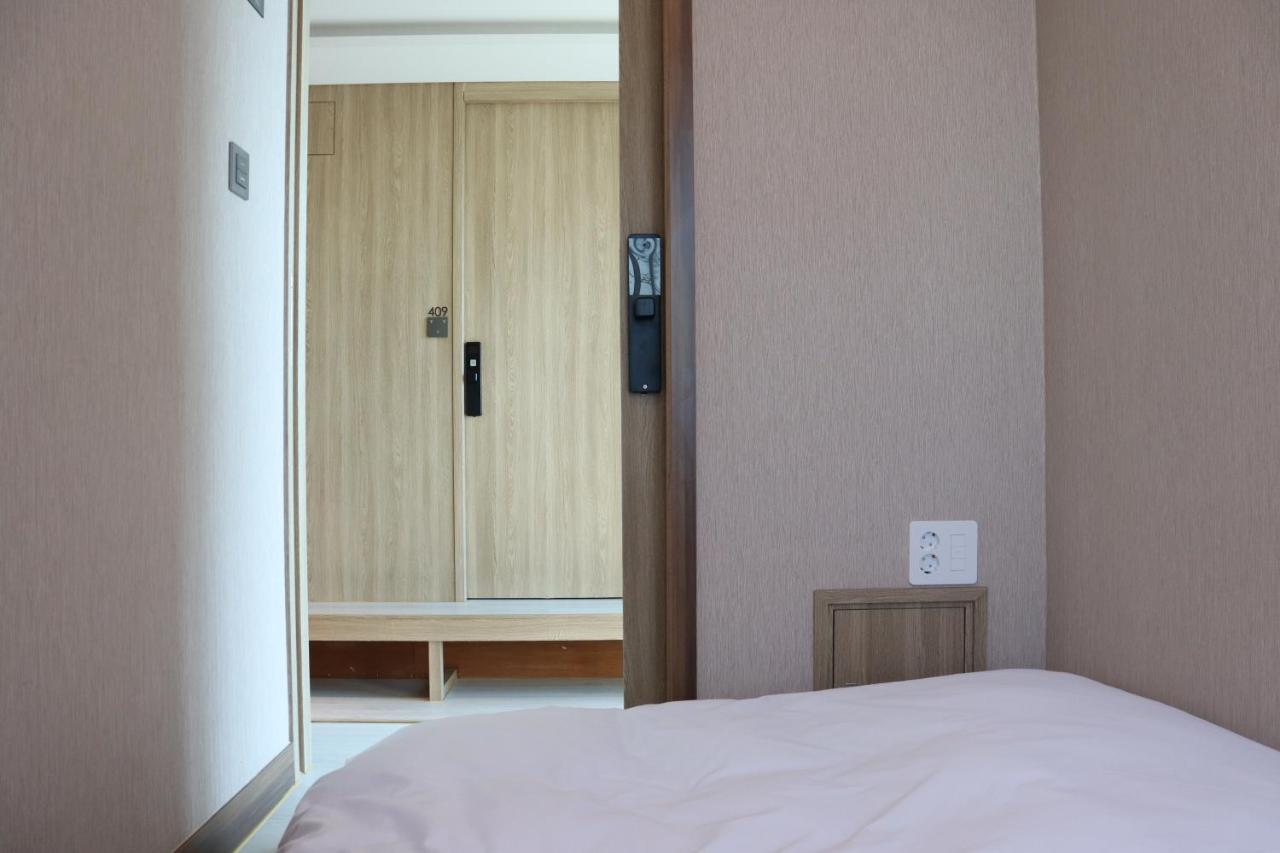Hotel Tt Gupo Пусан Экстерьер фото